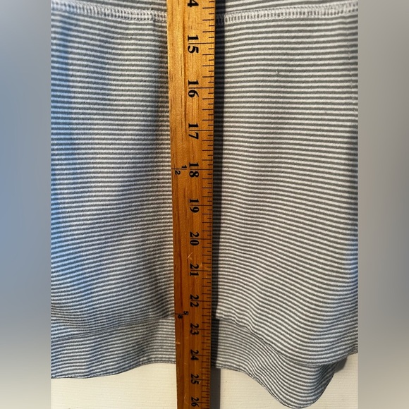 ATHLETA Retro Lightweight Gray Striped Hoodie Kangaroo Pocket Polka Dot MED NICE - Picture 10 of 14